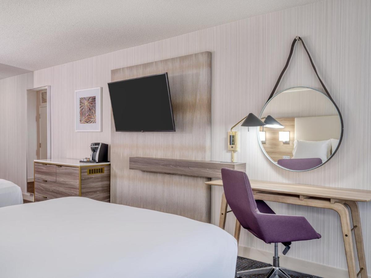 Crowne Plaza Indianapolis-Airport By Ihg Hotell Eksteriør bilde