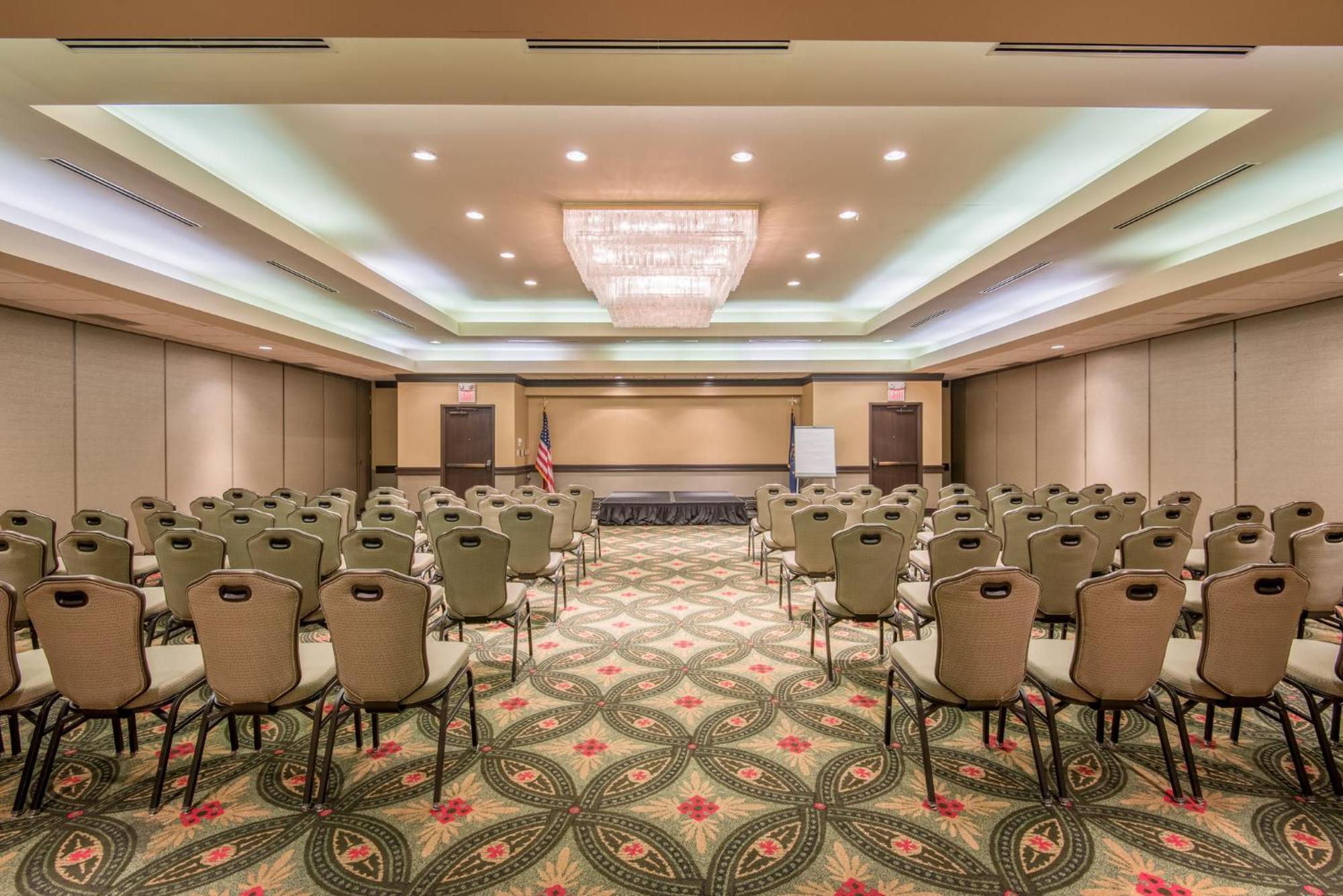 Crowne Plaza Indianapolis-Airport By Ihg Hotell Eksteriør bilde